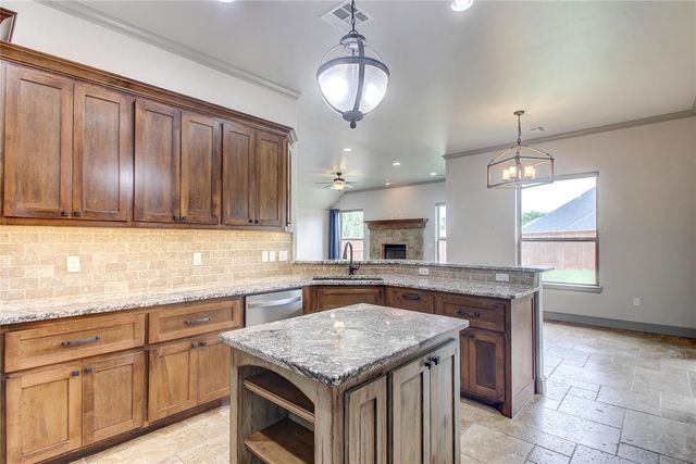 2013 Providence Drive, Norman, OK 73071