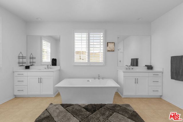 38924 Malva Rosa Drive, Palmdale, CA 93551