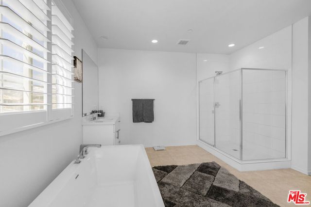 38924 Malva Rosa Drive, Palmdale, CA 93551