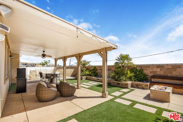 38924 Malva Rosa Drive, Palmdale, CA 93551