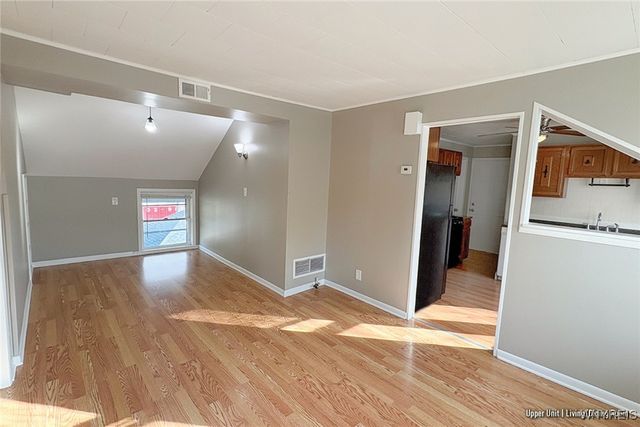 8 Melrose Road, Amherst, NY 14221