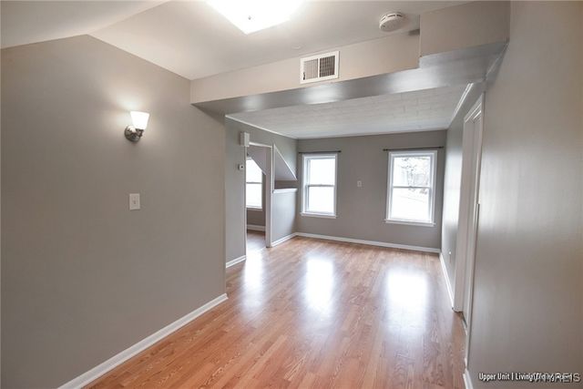 8 Melrose Road, Amherst, NY 14221