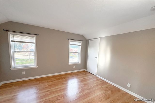 8 Melrose Road, Amherst, NY 14221