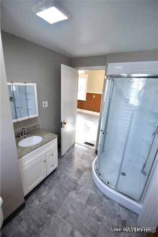 8 Melrose Road, Amherst, NY 14221