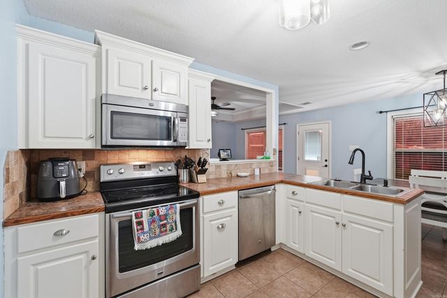 503 Nectarine Street, Austin, AR 72007