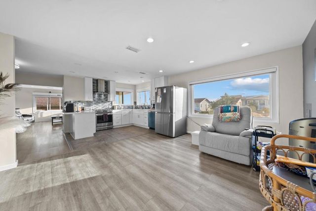 3527 Moultrie Avenue, San Diego, CA 92117