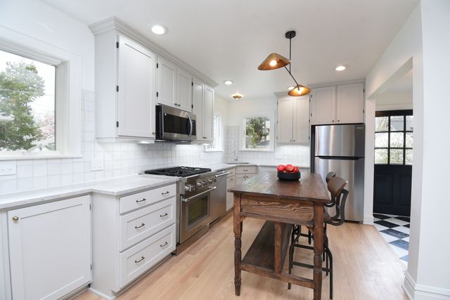 818 N Euclid Avenue, Oak Park, IL 60302