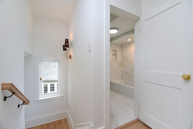 818 N Euclid Avenue, Oak Park, IL 60302