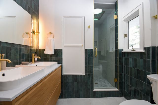818 N Euclid Avenue, Oak Park, IL 60302