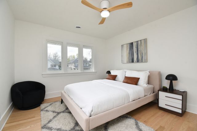 818 N Euclid Avenue, Oak Park, IL 60302