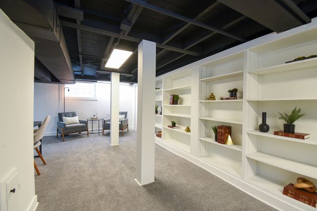 818 N Euclid Avenue, Oak Park, IL 60302
