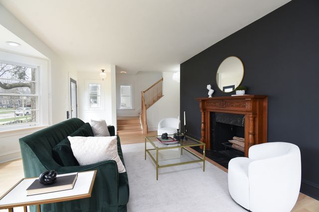818 N Euclid Avenue, Oak Park, IL 60302