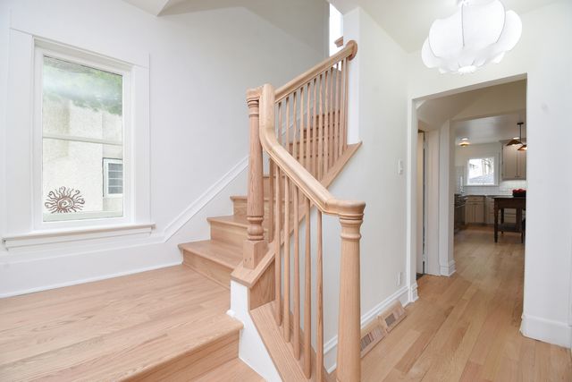 818 N Euclid Avenue, Oak Park, IL 60302