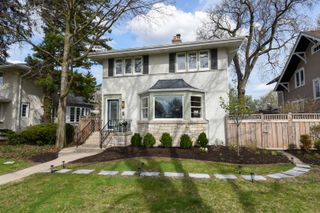 818 N Euclid Avenue, Oak Park, IL 60302