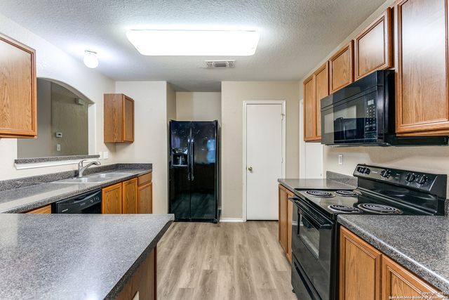 2131 Wood Ranch, San Antonio, TX 78227