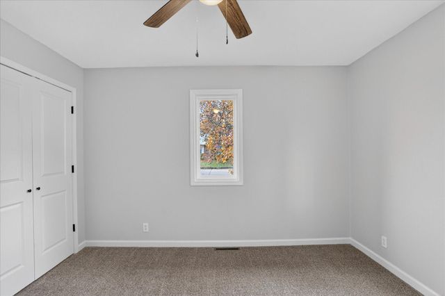 2216 W Austin, Bolivar, MO 65613