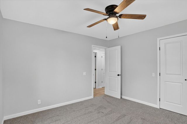 2216 W Austin, Bolivar, MO 65613