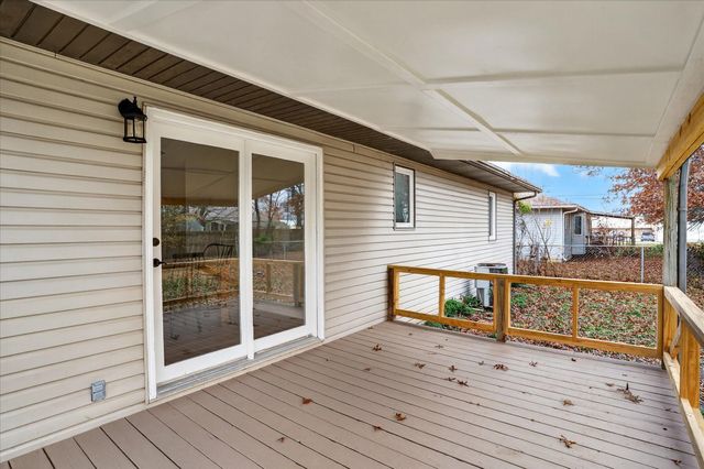 2216 W Austin, Bolivar, MO 65613