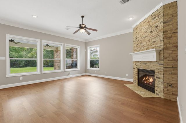 18415 Windsor Lakes Drive, Houston, TX 77094