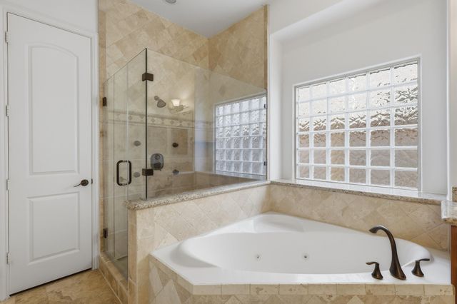 18415 Windsor Lakes Drive, Houston, TX 77094