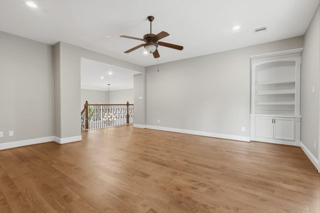 18415 Windsor Lakes Drive, Houston, TX 77094