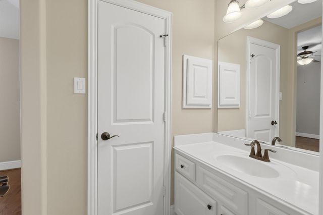 18415 Windsor Lakes Drive, Houston, TX 77094