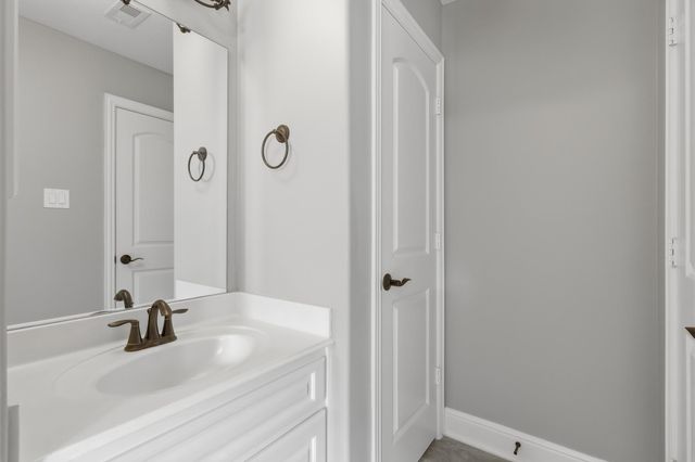 18415 Windsor Lakes Drive, Houston, TX 77094