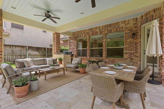 18415 Windsor Lakes Drive, Houston, TX 77094