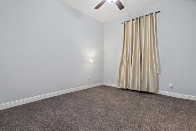 405 Venadito Drive, Godley, TX 76044