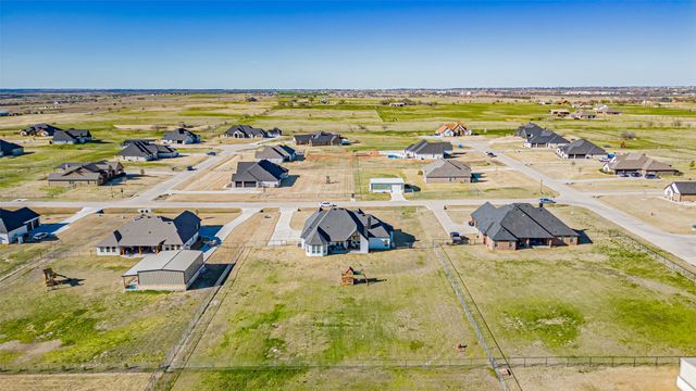 405 Venadito Drive, Godley, TX 76044