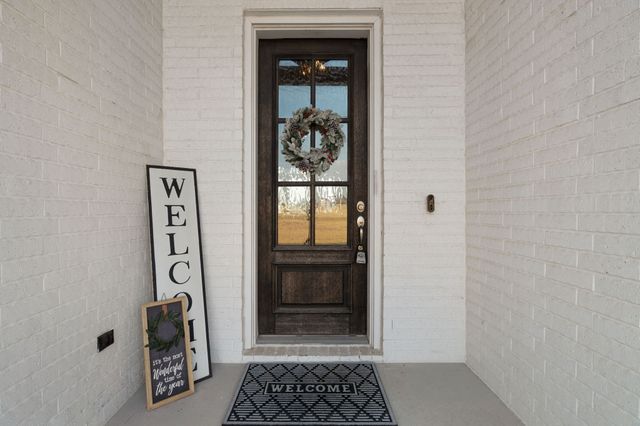 405 Venadito Drive, Godley, TX 76044