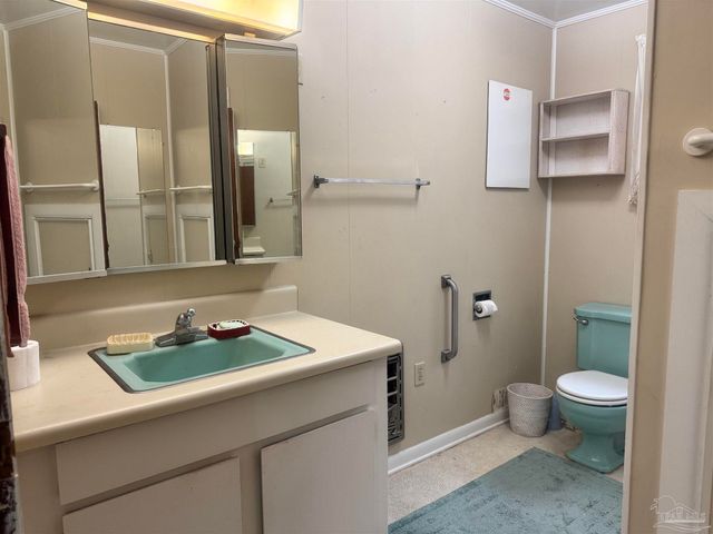 7880 Gregg Rd, Pensacola, FL 32514