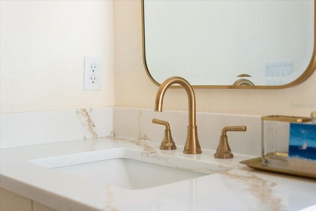 7018 PLEASANT HILL ROAD, Bradenton, FL 34203