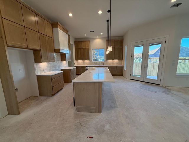 406 Hogans Place PL, Meadowlakes, TX 78654