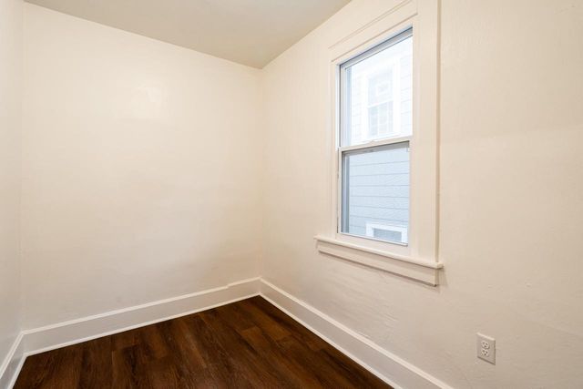 2239 S 11th STREET, Milwaukee, WI 53215