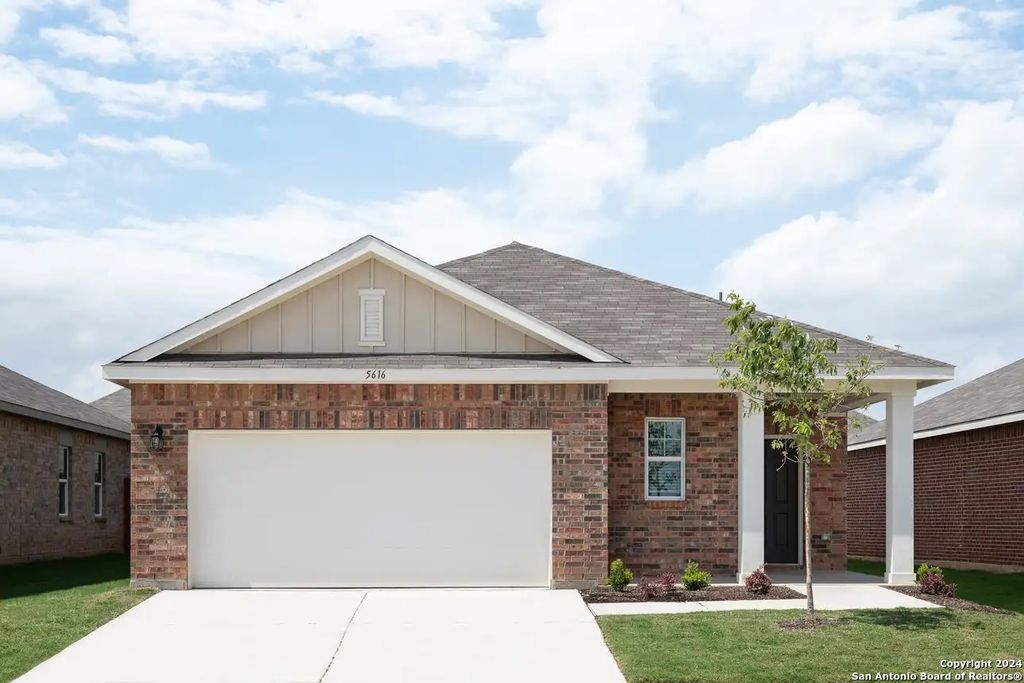7428 Creek Loop, San Antonio, TX 78253