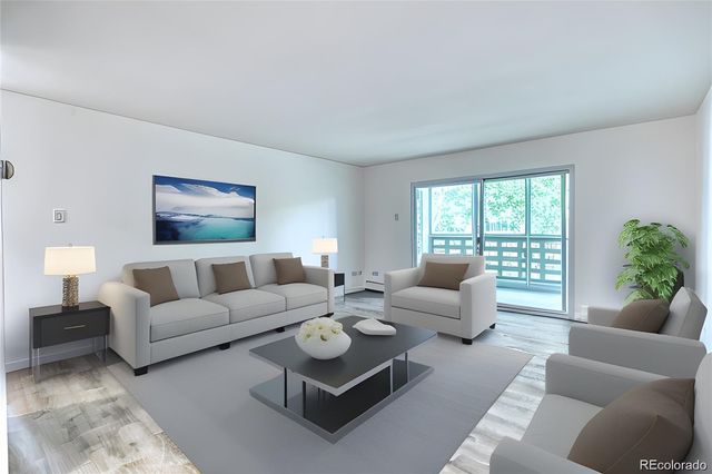 610 S Alton Way 2B, Denver, CO 80247