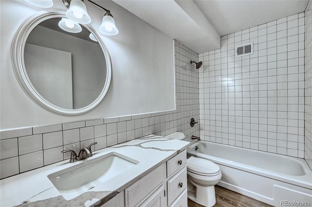 610 S Alton Way 2B, Denver, CO 80247