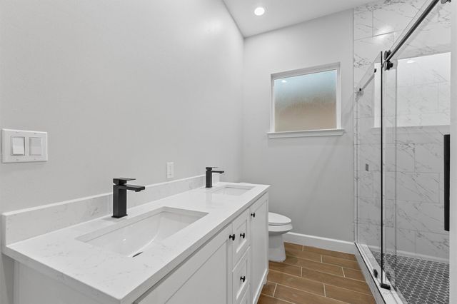 8233 Sterlingshire Street, Houston, TX 77078