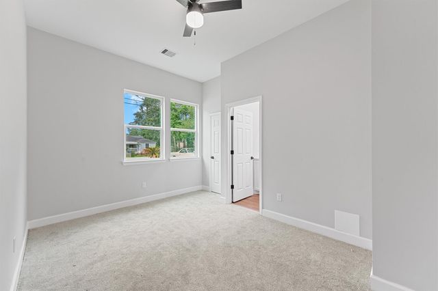 8233 Sterlingshire Street, Houston, TX 77078