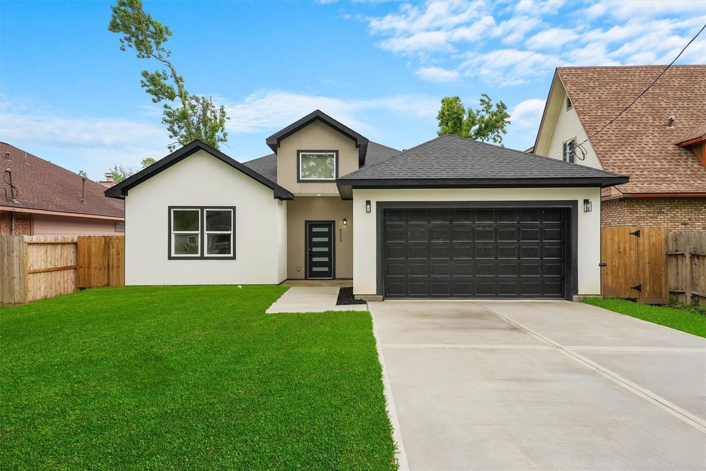 8233 Sterlingshire Street, Houston, TX 77078