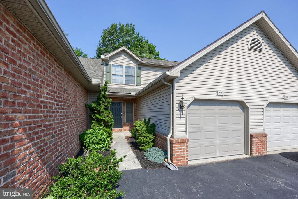 232 WHITETAIL TER, Marysville, PA 17053