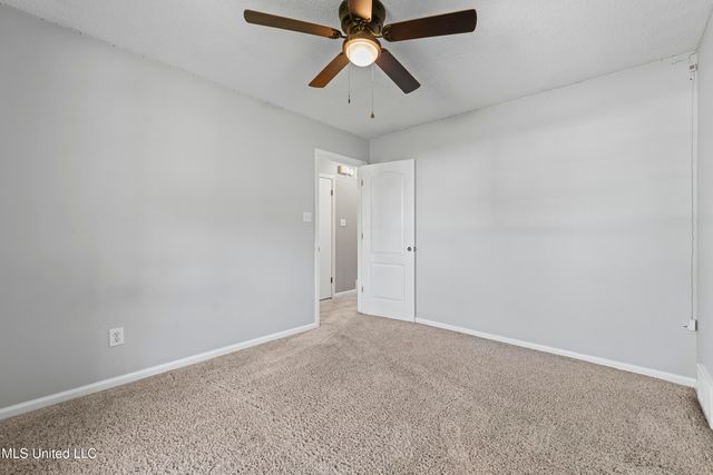 7572 Lone Oak Cove, Southaven, MS 38671