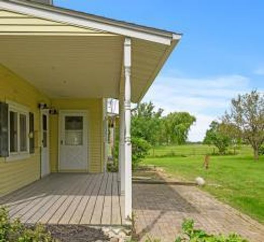5095 Harff Road, Loretto, MN 55357