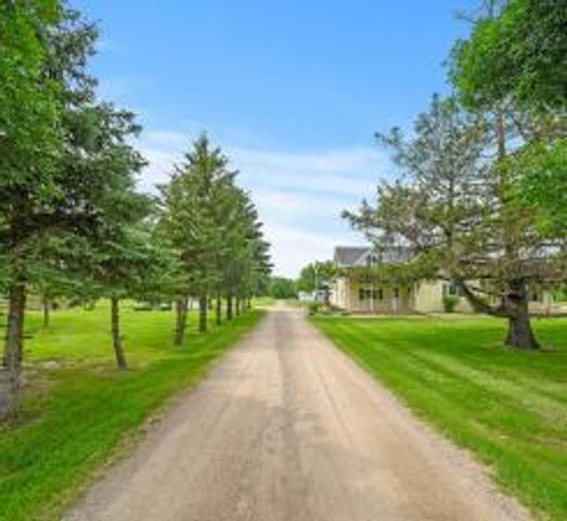 5095 Harff Road, Loretto, MN 55357