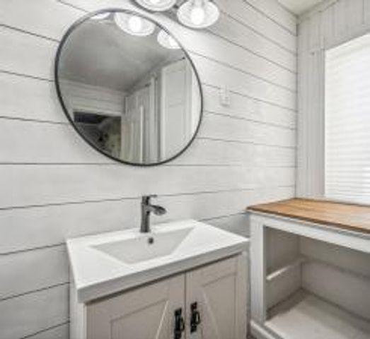 5095 Harff Road, Loretto, MN 55357