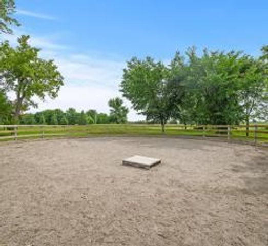 5095 Harff Road, Loretto, MN 55357