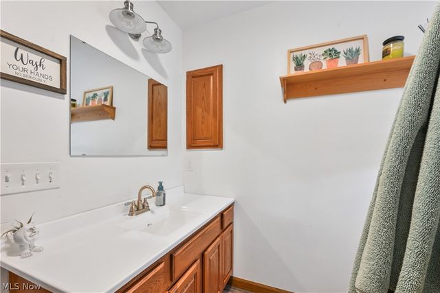 11690 Island Road, Grafton, OH 44044