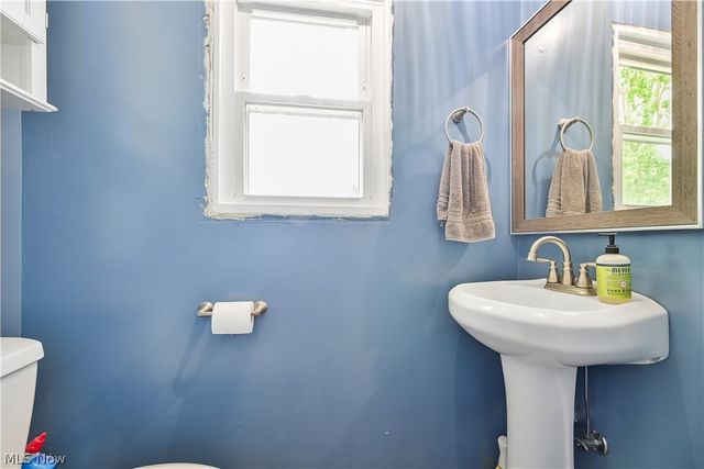 11690 Island Road, Grafton, OH 44044