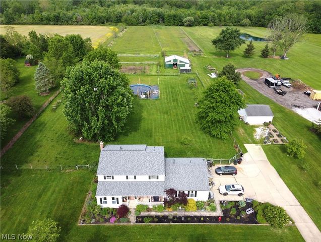 11690 Island Road, Grafton, OH 44044